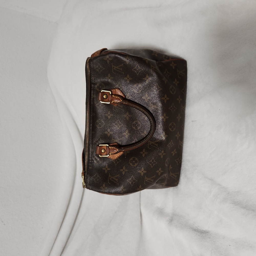 Louis Vuitton speedy  25